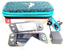 Console de jeu Nintendo Switch lite avec etui protecteur et film de protection pour ecran