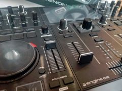 console dj denon
