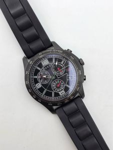 Montre Gucci G Timeless Chronograph 126.2