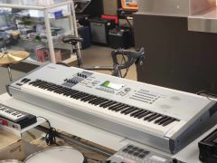 Clavier Synthétiseur 88 touches Yamaha Motif ES8