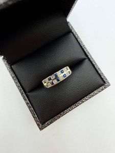  Bague en Or 10kt avec Diamants et Sapphires Grandeur 6.5
