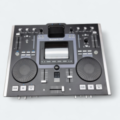 Controlleur Dj avec clavier numark idj2