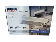 Hotte de cuisinière Broan-NuTone MTR1303WW
